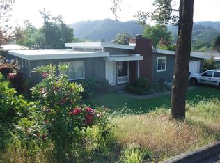 405 Kent St, Drain, OR 97435