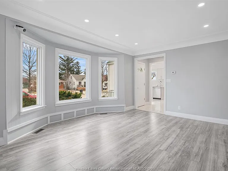 2653 Alexis Rd #UPPER — Photo 8