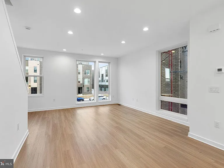 3036 S Northbank Pl — Photo 14