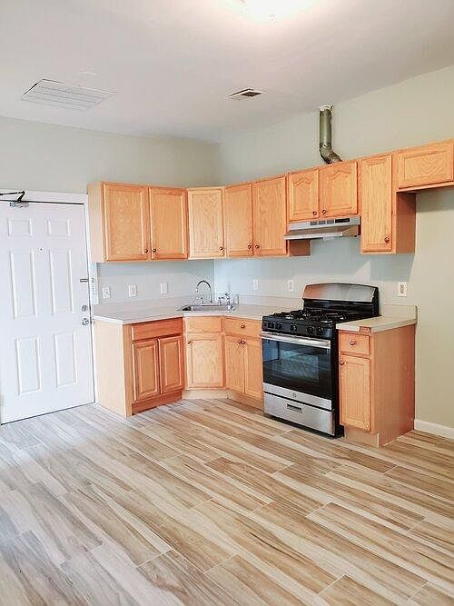 1st image of 297 Ellis Ave #5M