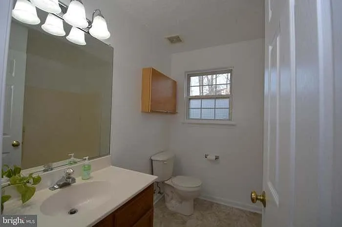 431 Ridgefield Ave — Photo 9
