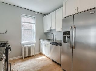 975 N Lawrence St APT C, Philadelphia, PA 19123