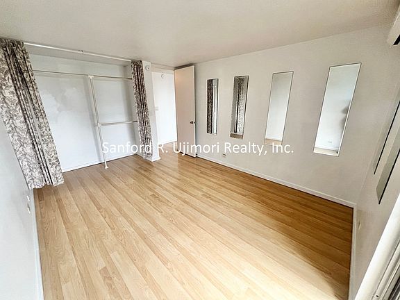 4th image of 1099 Ala Napunani St APT 1103