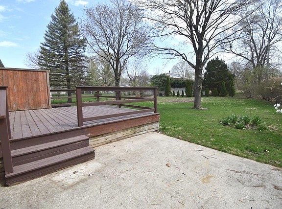 4th image of 1102 N Bailey Dr