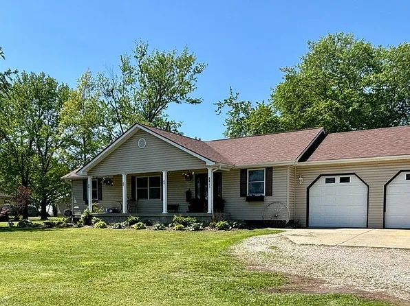 1023 S Main St, Coulterville, IL 62237