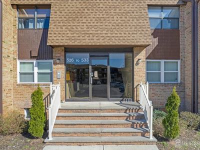 529 Sharon Garden Ct, Woodbridge, NJ, 07095