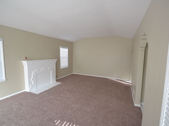3rd image of 4053 Cudahy St
