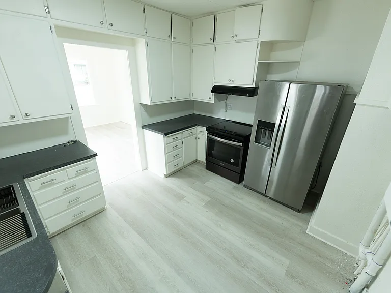 418 N Houser Dr — Photo 7