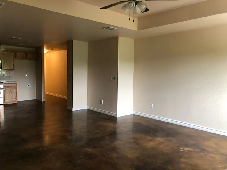 509 College St — Photo 17