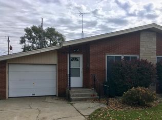 610 Hemlock Ln, Bradley, IL 60915