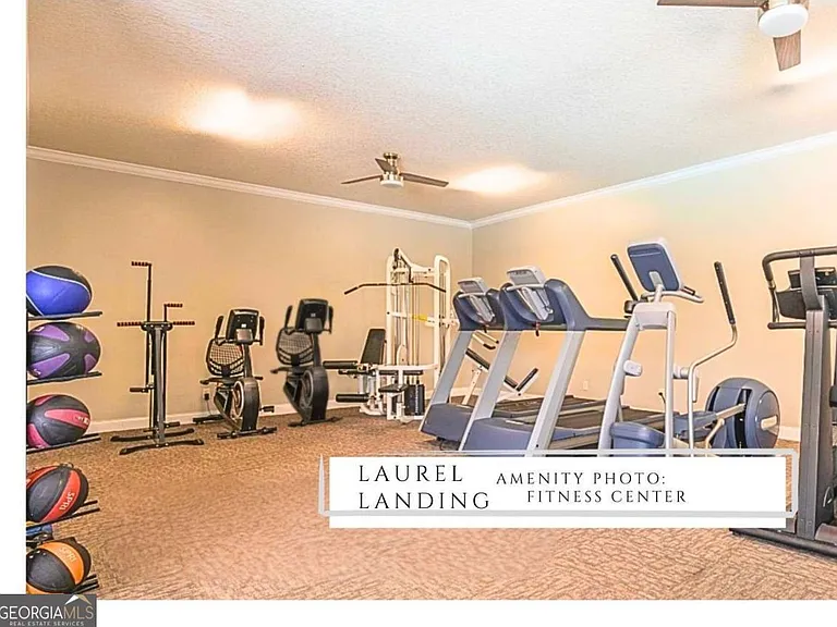 233 Austin Ryan Dr — Photo 40