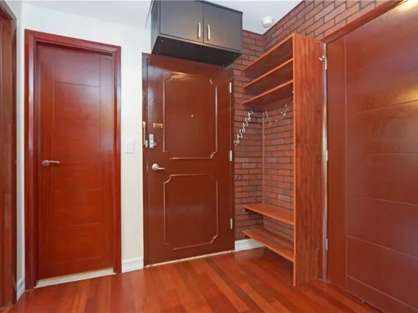 2874 Brighton 3rd Street image 3 of 32