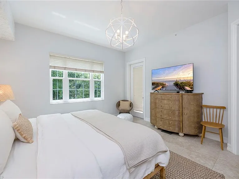 700 Bentwater Cir #104 — Photo 10