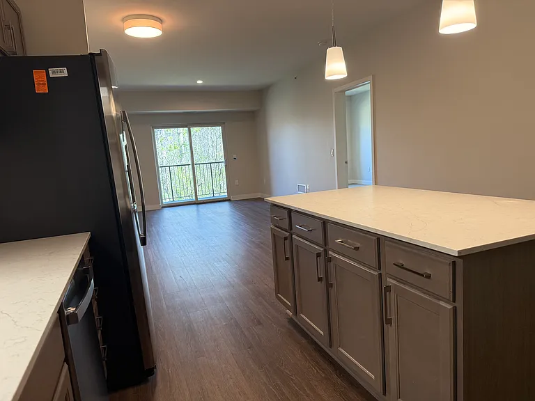 2645 Burton Rd #101 — Photo 5