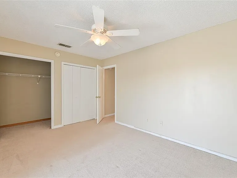 11001 SE Sunset Harbor Rd #H52 — Photo 12