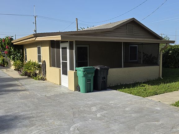 3rd image of 4321 Kirby Loop Rd #1