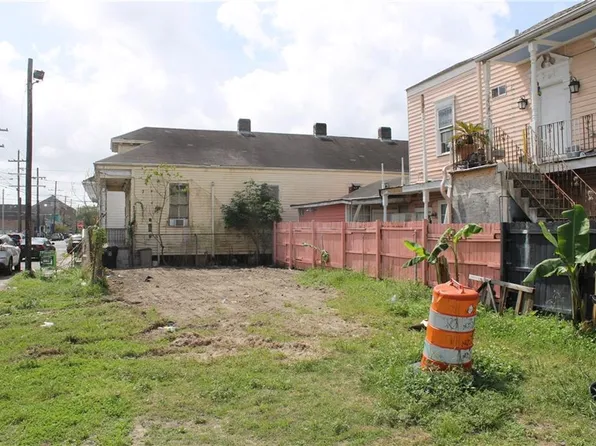 1128 Marigny St, New Orleans, LA 70117