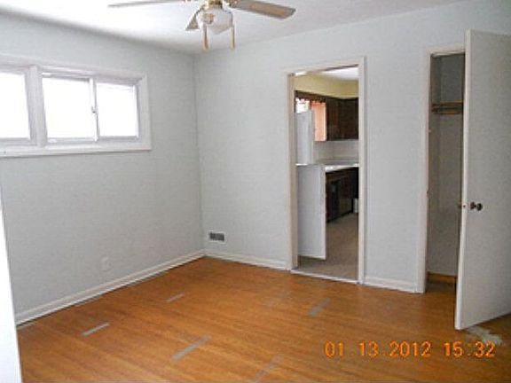 5th image of 83 Grasmere Ave