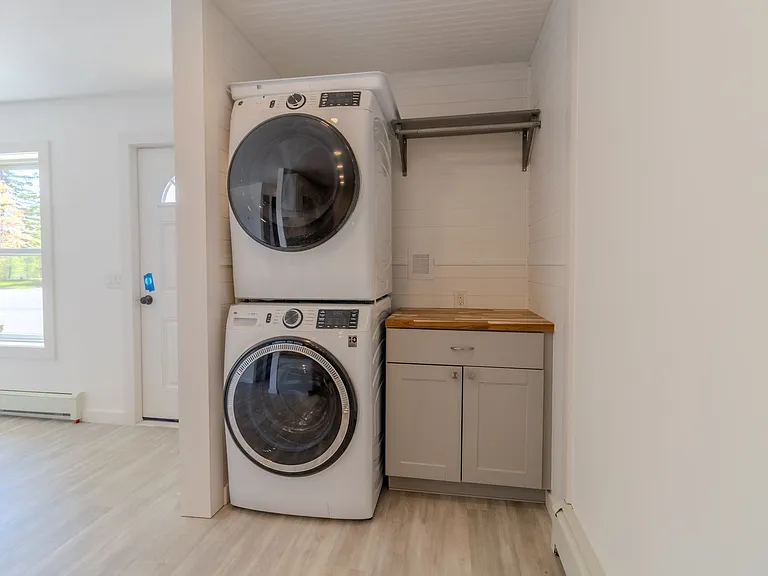 Ingalls Avenue Apartments — Photo 11