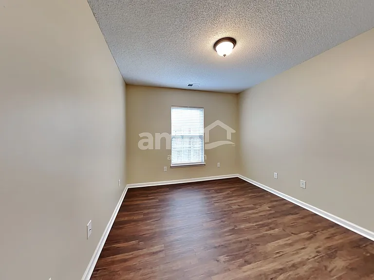 304 Southport Dr — Photo 18