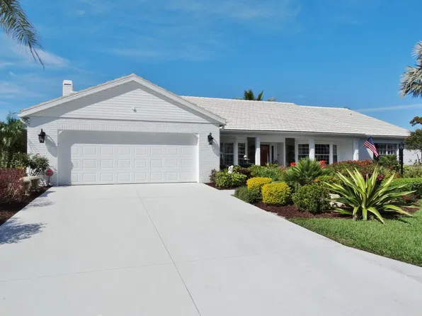 5679 Country Lakes Dr, Sarasota, FL 34243
