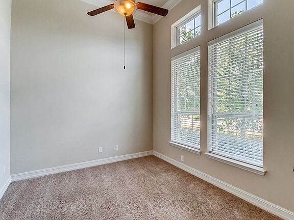 4th image of 2825 Hollowbrook Ln