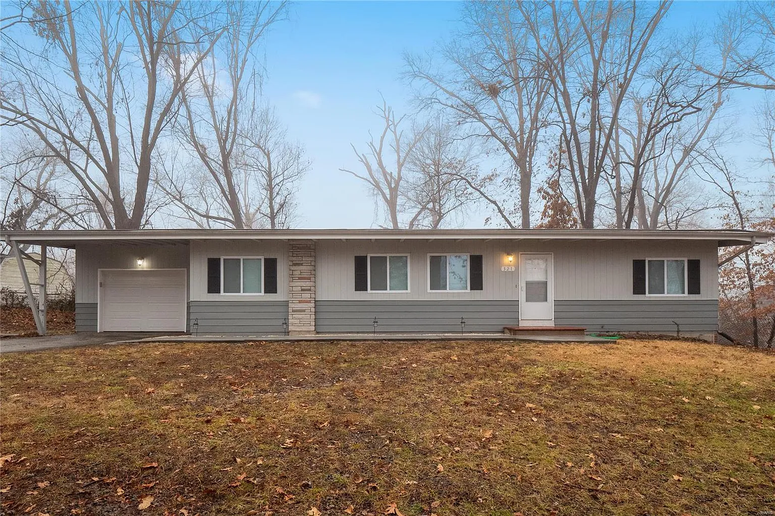 321 Fork Dr photo 1