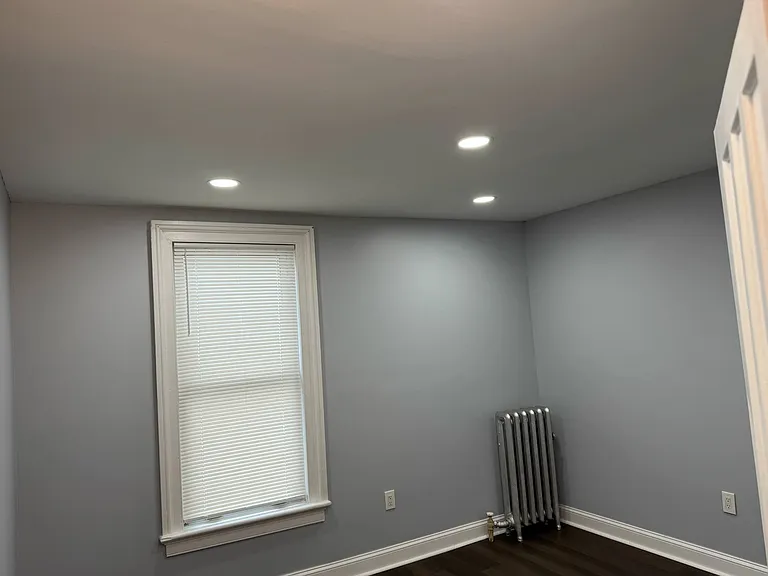 17 E 9th St #2 — Photo 10