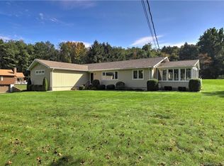 607 E Slope Dr, Orange, CT 06477