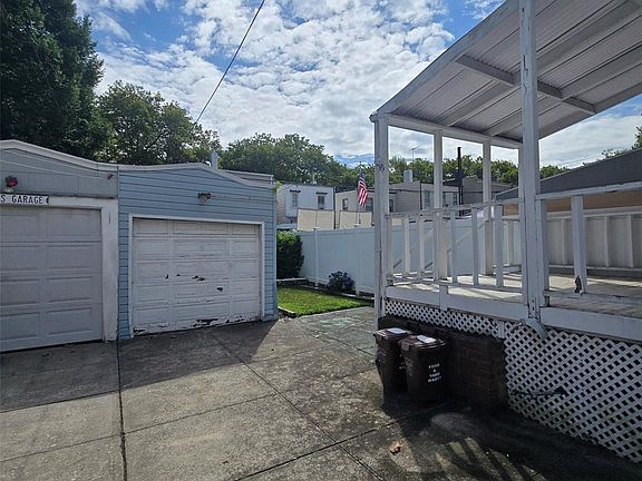 3rd image of 7733 79th Street