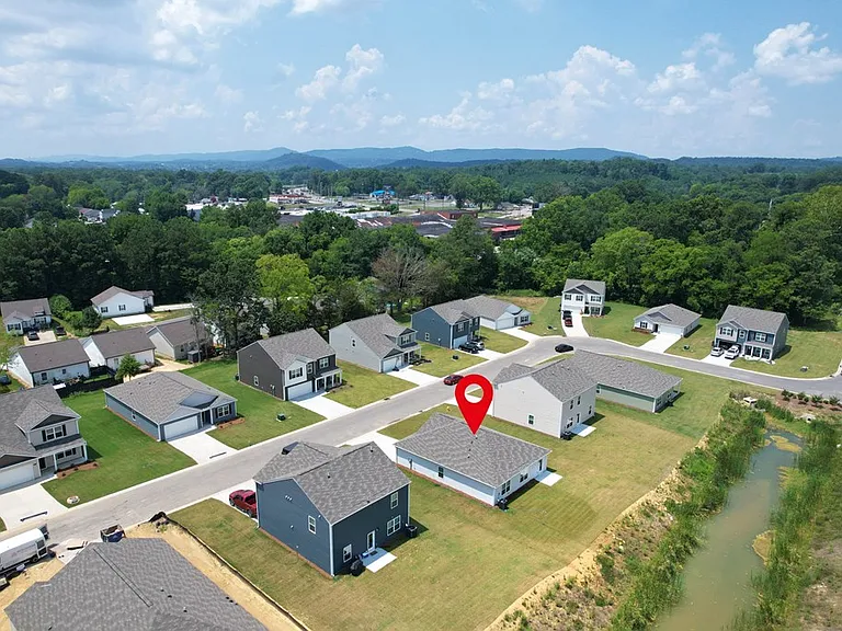 576 Fox Den Cir — Photo 33