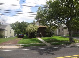 1055 S Fairview St, Delran, NJ 08075