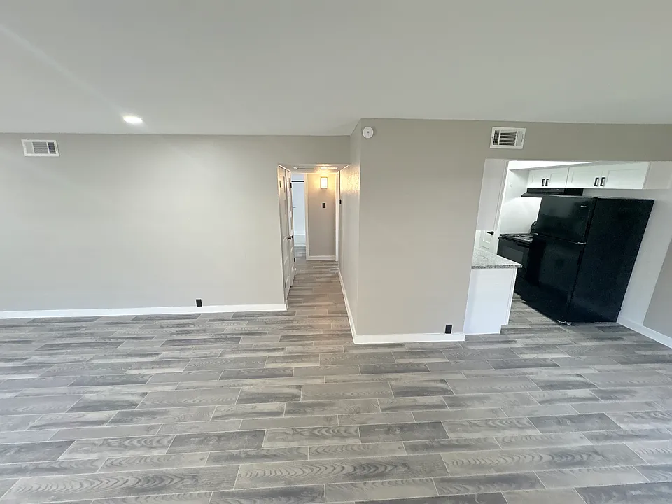 Bateswood Manor Apartments