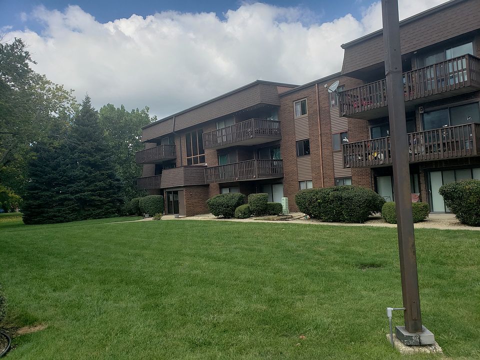 1st image of 1619 Richmond Cir Unit 306