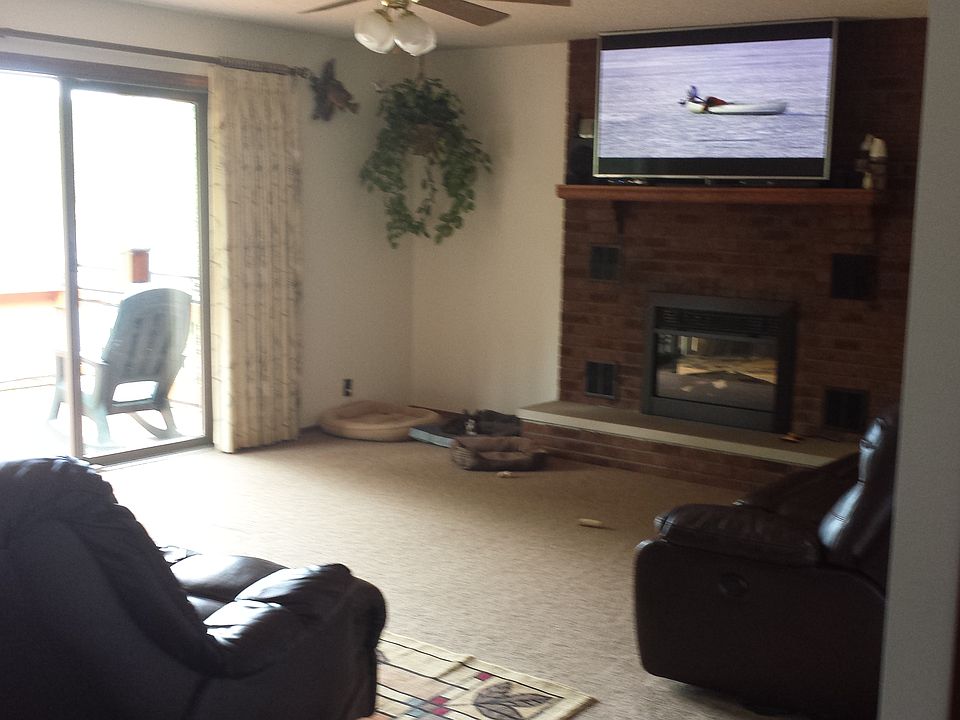 1st image of 10067 Waterford Dr