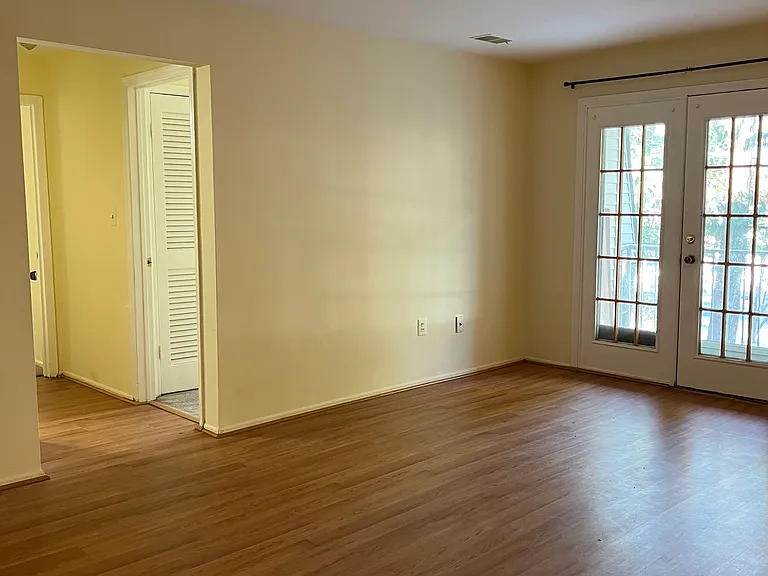207 Green Hollow Dr #207 — Photo 24