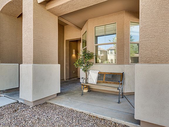 3rd image of 10327 W FOOTHILL Drive