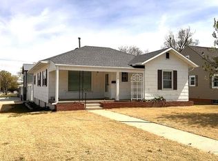 1311 W 3rd St, McCook, NE 69001