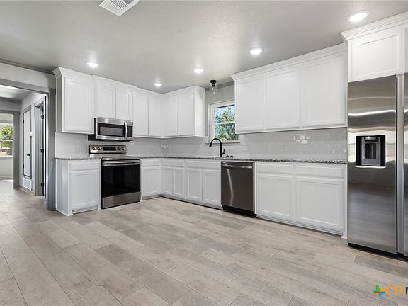 2nd image of 575 Farm Road 1602