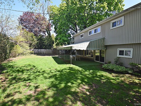 4th image of 10 Tacoma Lane