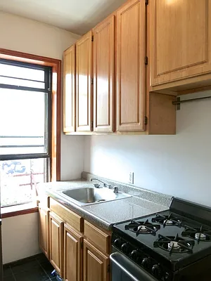 Rented by Urban Real Estate Property Group Inc | media 20