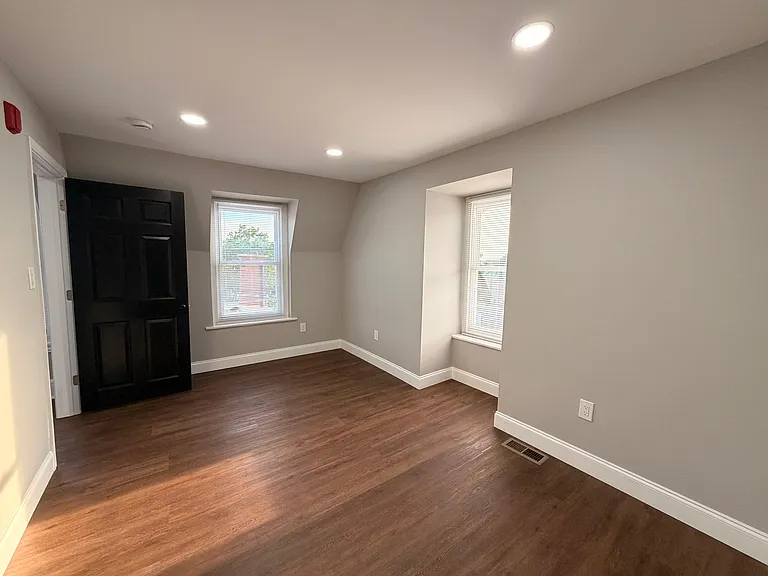 516 E Marshall St #2 — Photo 18
