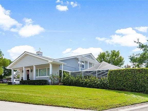 3rd image of 1138 Circle Dr