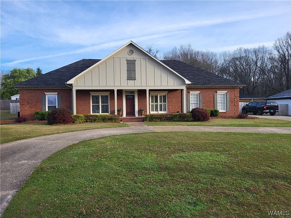 1st image of 2912 N Hampton Dr