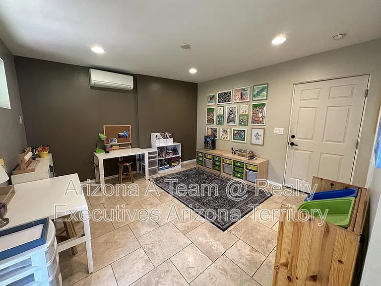 7740 E Manor Pl — Photo 11