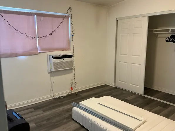 326 W Queen St, Inglewood, CA 90301