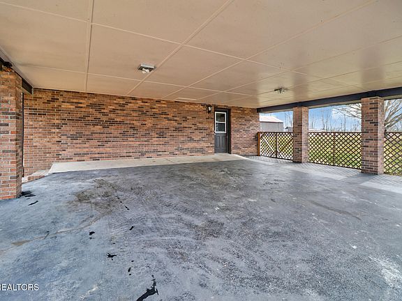 5th image of 2359 Open Range Rd