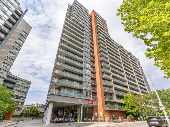 38 Joe Shuster Way #1520, Toronto, ON M6K 0A5
