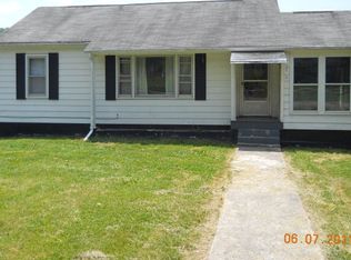 3406 Baptist Valley Rd, Cedar Bluff, VA 24609