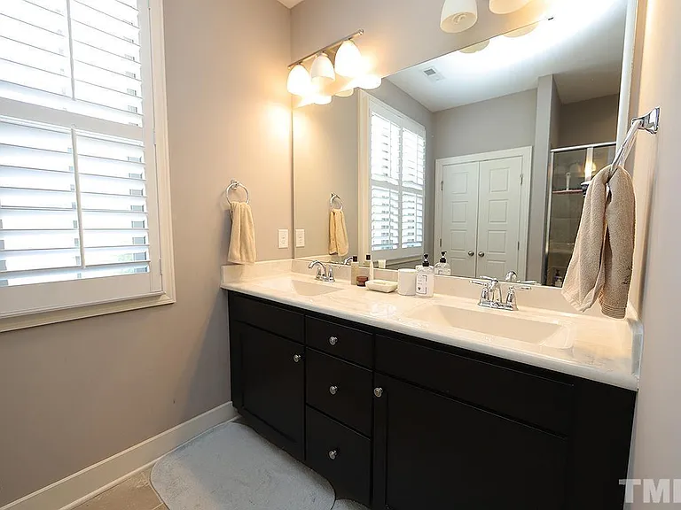 824 Laurel Garden Way — Photo 17